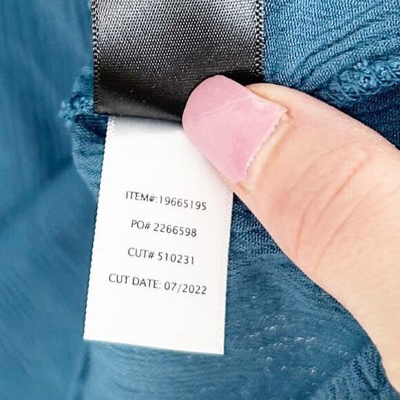 Torrid Teal Crinkle Gauze Button Front Peasant Top Sz 4X - Picture 4 of 6